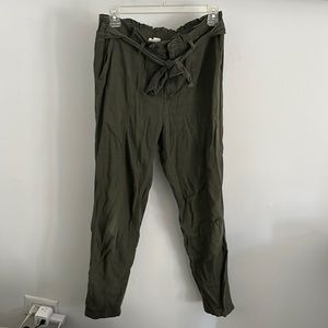 Green Cloth Drawstring Pants